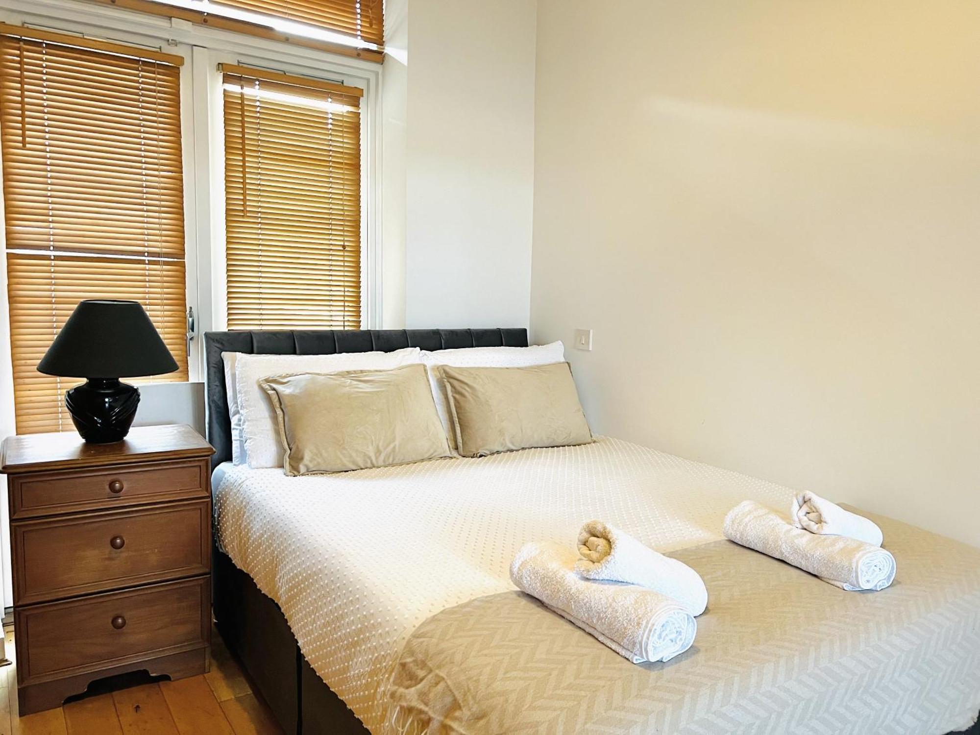 Cosy River View Flat At Temple Bar Dublín Exterior foto